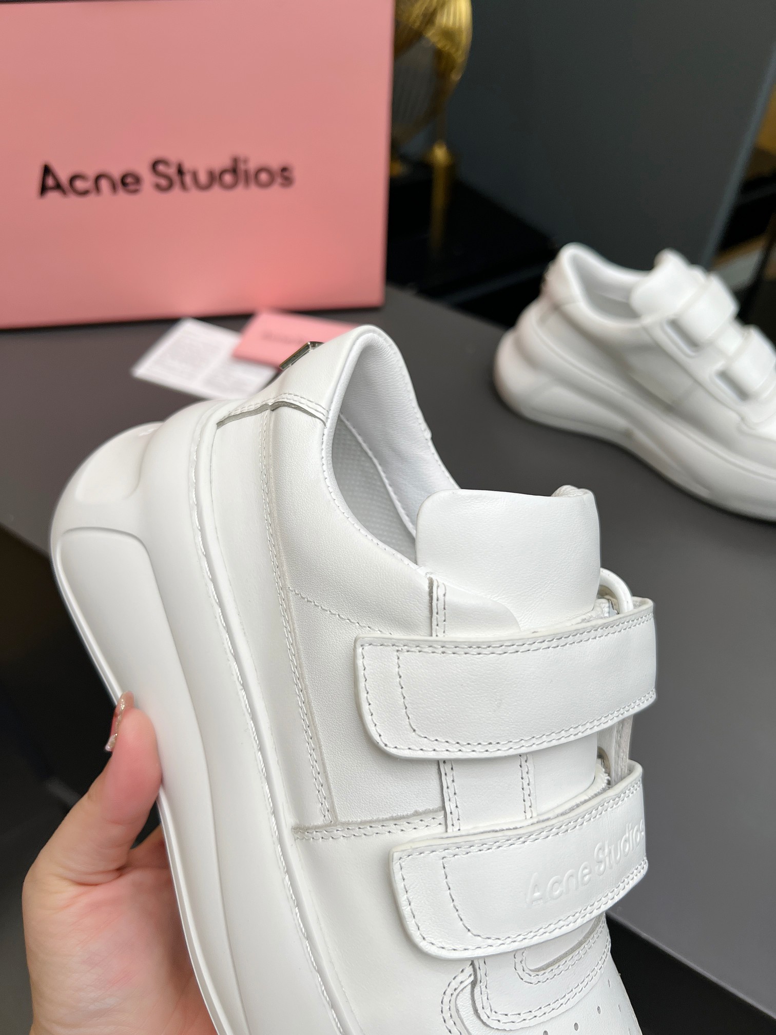 Women's high heels